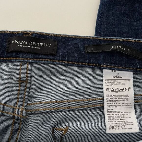 Two pair Banana Republic Skinny Jeans - Picture 4 of 8